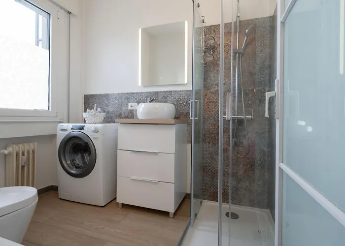 Alexa's - Elegance E Comfort For